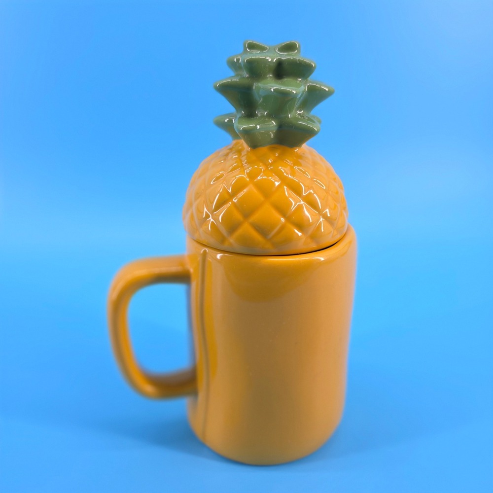Rae Dunn Tropic Like Its Hot Pineapple Mug with Lid Yellow Ceramic Coffee Cup - Picture 4 of 14